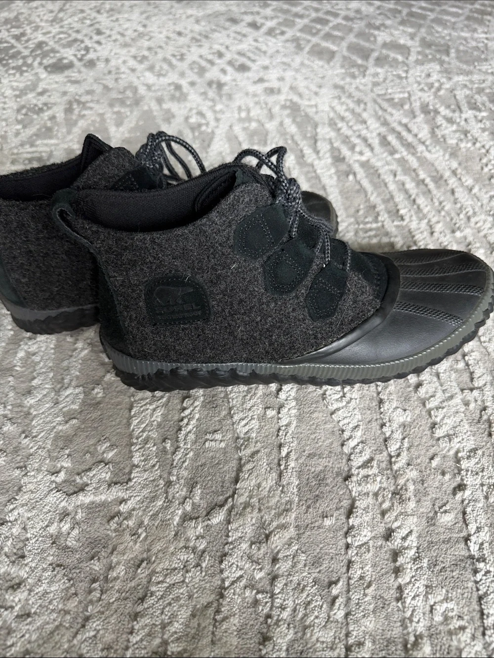Sorel Black Gray Waterproof Lace-Up Ankle Booties